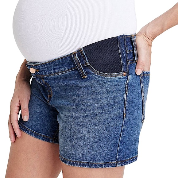 Isabel Maternity by Ingrid & Isabel Pants - ISABEL MATERNITY: By Ingrid & Isabel Midi Short Jean Shorts  - Size 14